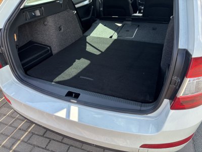 variable boots floor Octavia III kombi